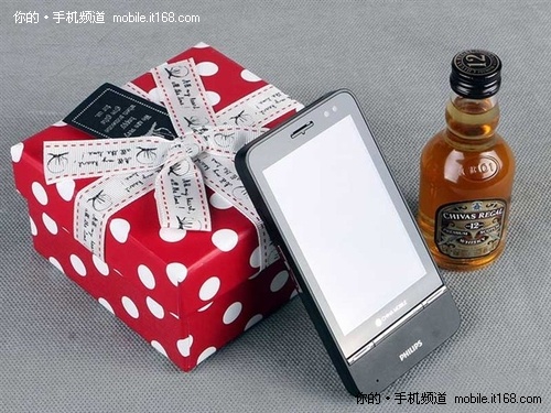 金属外壳Ophone手机 飞利浦V900售1599-IT16