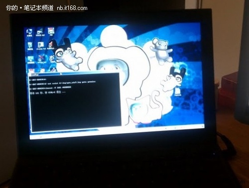 谷歌送出了一台内置Windows 7的CR-48本