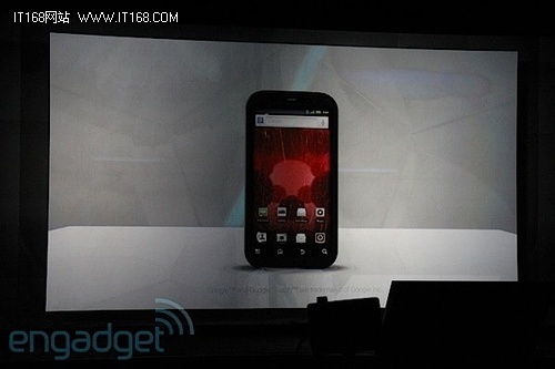 CES2011:摩托4G旗舰Droid Bionic发布