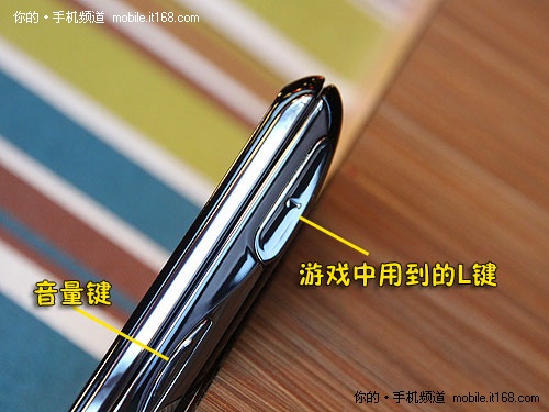 细节篇：R/L键 双Mic降噪，电池1500mAh