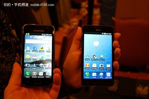 CES2011:炫屏之争 AMOLED Plus/AMOLED