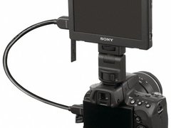 单反/DV通吃 索尼发布5英寸高清外置LCD