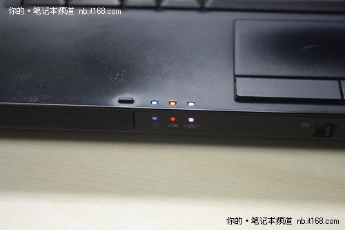 联想 扬天 v450的指示灯