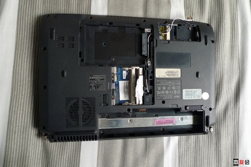 老本新动力 宏碁4935G加装SSD组双硬盘