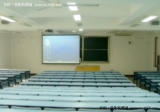 迎接新学年   2011教育投影预测