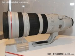 内置增距镜 佳能200-400/4L IS霸道登场