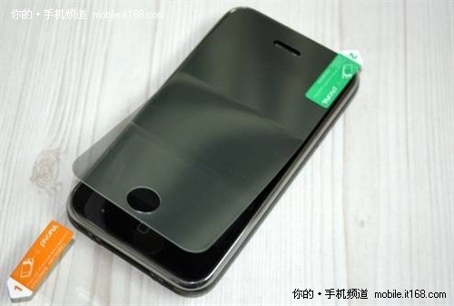 材质出色浦诺菲iPhone 3GS屏幕膜试用-IT168