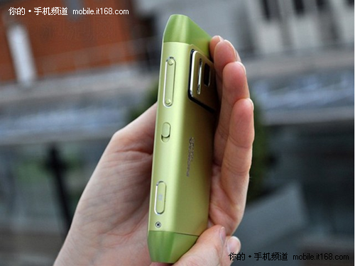 诺基亚N8售价3660元
