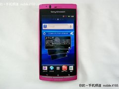 最薄女性手机 索爱Xperia Arc粉色图赏