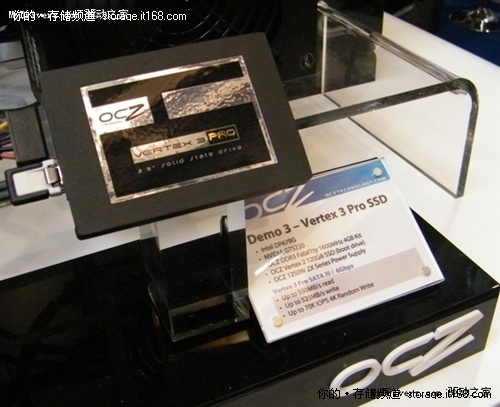 OCZ炫耀4TB超海量固态硬盘 可升8TB