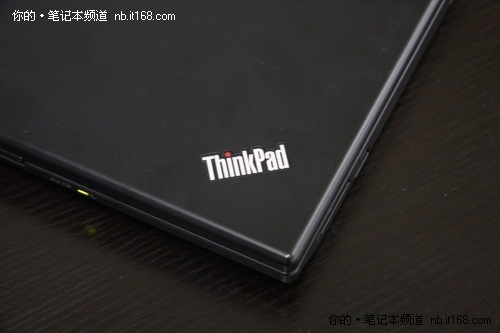 APU的美丽绽放 ThinkPad x120e开箱图赏