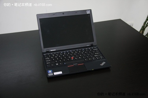 APU的美丽绽放 ThinkPad x120e开箱图赏