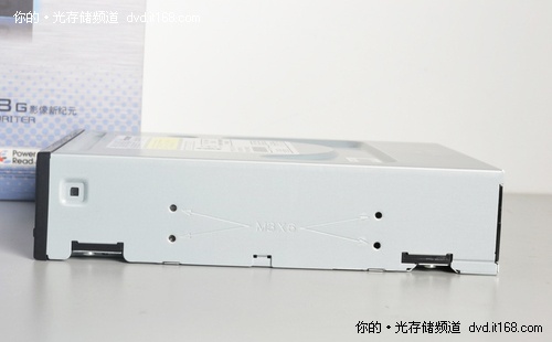 首台BDXL刻录机 先锋BDR-206MBK开箱赏