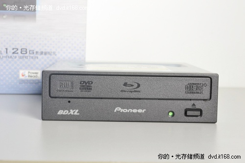 首台BDXL刻录机 先锋BDR-206MBK开箱赏