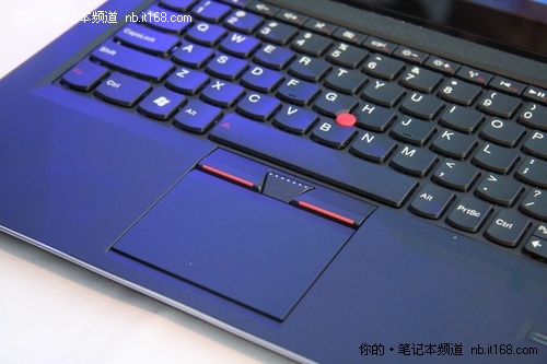 ThinkPad E420s A面边框有变化