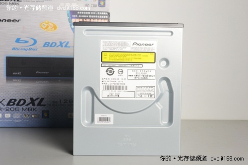 首台BDXL刻录机 先锋BDR-206MBK开箱赏