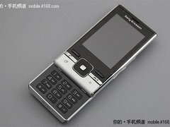 中端时尚滑盖机 索尼爱立信T715售价920