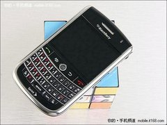 黑莓9630支持三卡的商务智能机售4800元