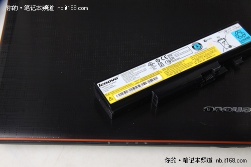 全国首发 联想IdeaPad Y470N 开箱图赏