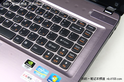 全国首发 联想ideapad y470n 开箱图赏