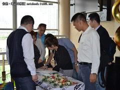 这“彩”是我 华硕A43多彩本武汉发布会