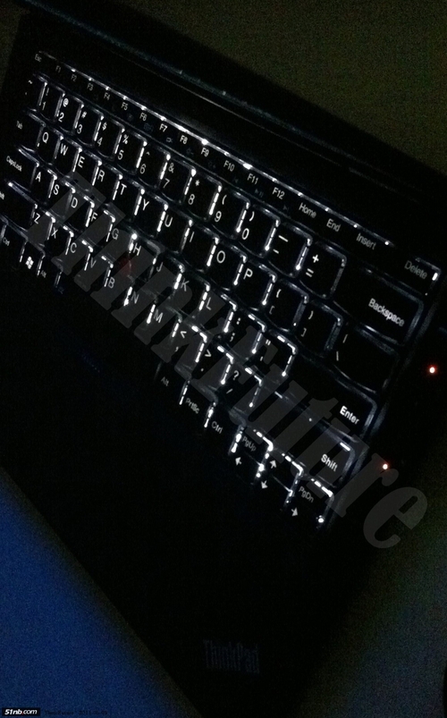 全球首台ThinkPad X1真机高清大图曝光