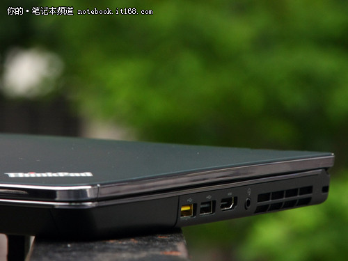 i5-2410M助阵 ThinkPad E420s图赏+评测