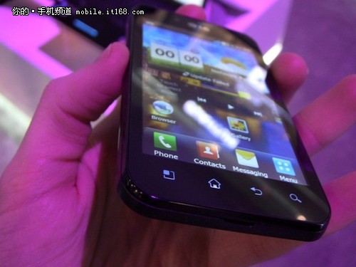 极致轻薄+NOVA超靓屏 LG P970特色解析