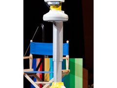 运行Android系统的机器人亮相