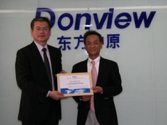 东方中原获NEC数字电影放映机总代资质