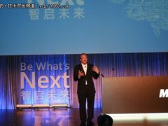 微软鲍尔默承诺将投14亿软件及开发工具