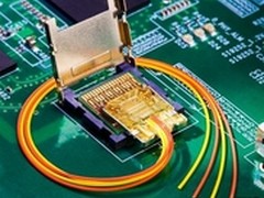 挑战Thunderbolt 外接PCIE标准计划出台