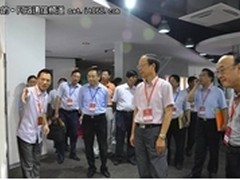 松江区领导视察参观斐讯 关注企业发展