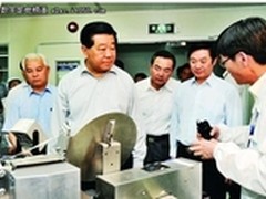 贾庆林考察大雁科技遂宁生产基地