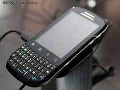 全键盘触控智能机 摩托XT316团购1299元