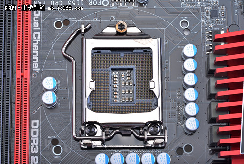 中端平民王 华擎Fatal1ty P67效能版赏