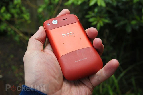 HTC红色DesireS(G12)现身