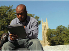 苹果：把年轻人资源转化为金钱