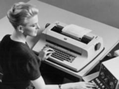 IBM Selectric电动打字机诞生50周年