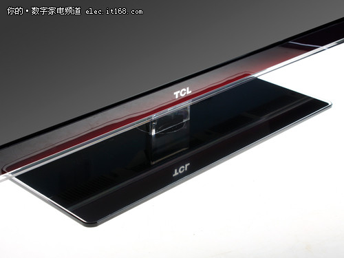 TCL L46P7200-3D水晶超窄边框 高贵时尚