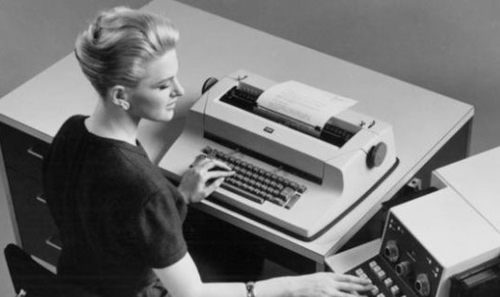 IBM Selectric电动打字机诞生50周年