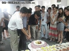 首次员工生日会，斐讯建设温暖大家庭