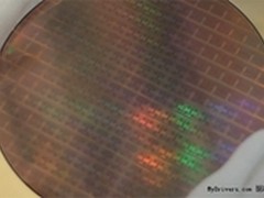 9月发布？AMD再次展示推土机服务器CPU