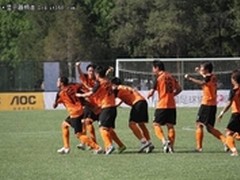 AOC携手“学生军”备战大运会