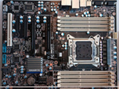 8个内存插槽 技嘉LGA2011主板实物曝光