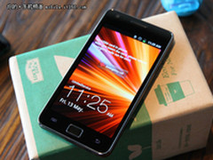 宅男打机不怕费电 三星推i9100加厚电池