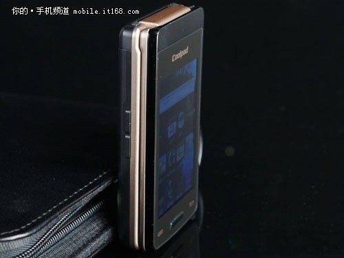 购物卡也能买手机 酷派N950降价3350元