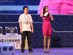 打败MOON 中国选手戴逸Loner登顶星际2