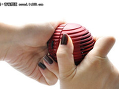 hold不住 清纯嫩模视频大玩神奇小音箱