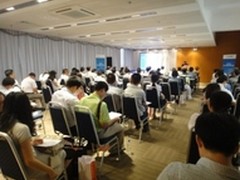 感受电商动力服装节电商研讨会南京举行